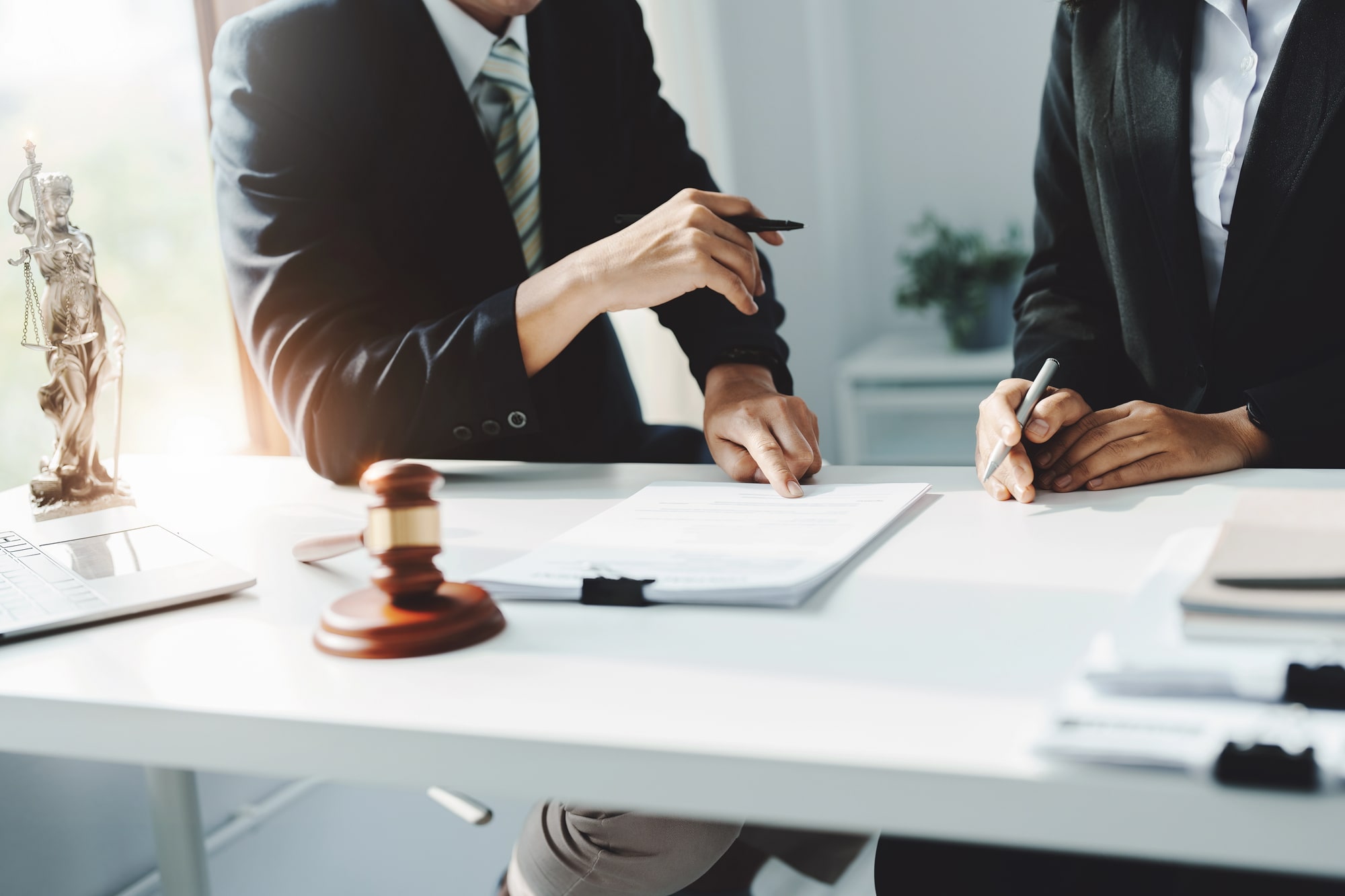 estate planning lawyer